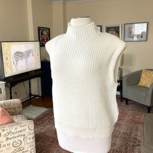 NWT Women's Plus Off-White Sleeveless Sweater with Shoulder Pads and Roll Neck
